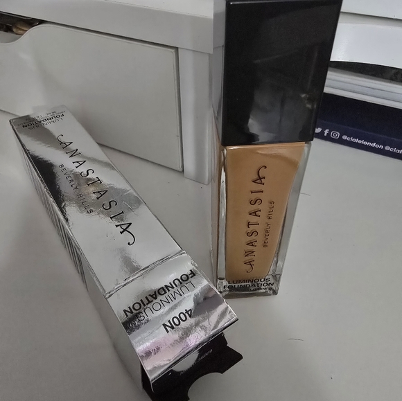 Makeup - Picture 4 of 6